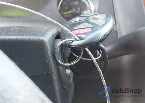 2007 Chevrolet Suburban 1500 Ltz z USA, uszkodzony, nr VIN 1GNFC16077J272099